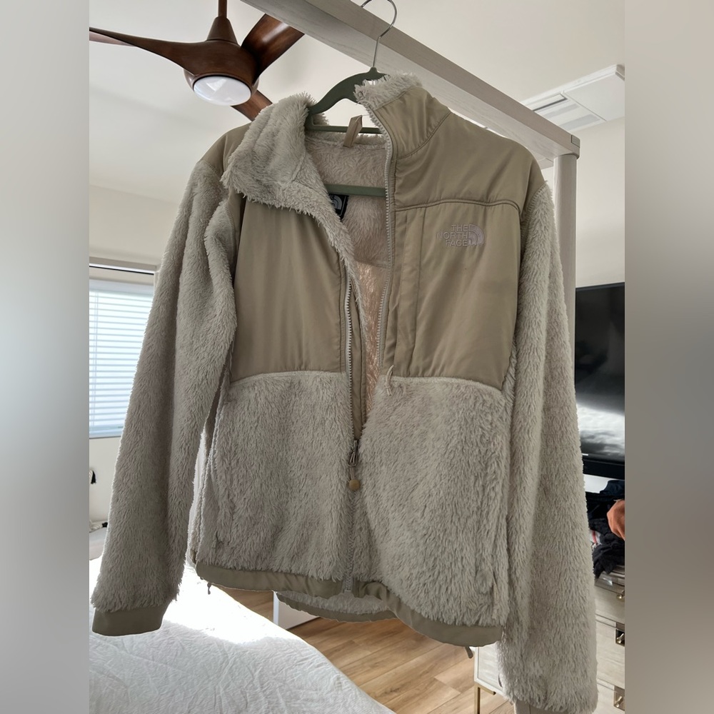 The North Face Cream Jacket Sz M